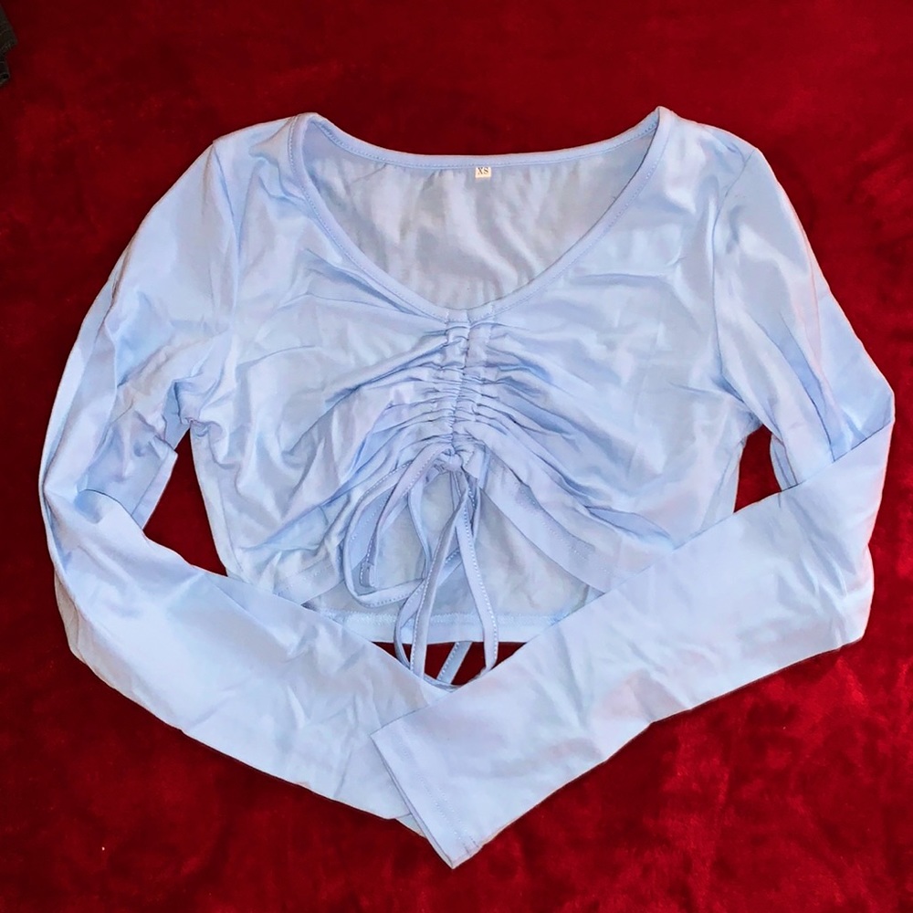 Drawstring Front Ruched Crop Tee - Picture 3 of 3